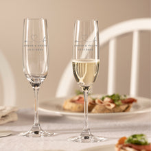 Load image into Gallery viewer, 2er Set Sektglas personalisiert mit Gravur - Hochzeitsgeschenke mit Name & Datum "Anouk" Leonardo
