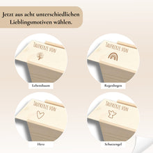 Charger l'image dans la galerie, Holzkiste mit Schiebedeckel mit Motiv Lebensbaum für Kerzen 25 × 7 cm – personalisiert