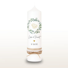 Load image into Gallery viewer, Hochzeitskerze "Lara" Eukalyptuskranz Ringe - personalisiert