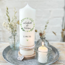 Load image into Gallery viewer, Hochzeitskerze Kranz Grün – Ansicht 3