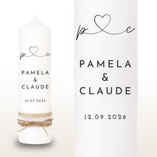Lade das Bild in den Galerie-Viewer, Hochzeitskerze "Pamela" Herz verbunden Initialen - personalisiert