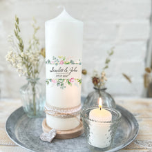 Load image into Gallery viewer, Hochzeitskerze Blumenrahmen Pfingstrose bunt – Ansicht 3
