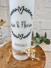 Load image into Gallery viewer, Wedding candle "Zoe" tendril heart minimalist - personalised