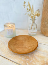 Lade das Bild in den Galerie-Viewer, Kerzenuntersetzer "Bazar" Holz Olivenholz - Kerzenzubehör