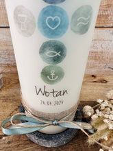 Charger l'image dans la galerie, Taufkerze "Wotan" watercolor Kreise Kreuz - personalisiert