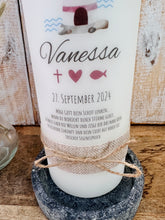 Load image into Gallery viewer, Taufkerze “Vanessa“ Leuchtturm - personalisiert