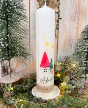 Lade das Bild in den Galerie-Viewer, Weihnachtskerze/Adventskerze &quot;Jonte Advent &quot; mit Zahlen 1-24
