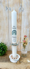 Lade das Bild in den Galerie-Viewer, Taufkerze / Konfirmationskerze "Andrea" Regenbogen Eukalyptus blau - personalisiert