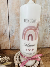 Lade das Bild in den Galerie-Viewer, Taufkerze / Konfirmationskerze "Hanni" Blumen Regenbogen Boho - personalisiert