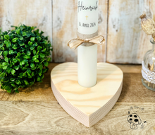 Lade das Bild in den Galerie-Viewer, Kerzenständer Herz "Rosie" natur - Kerzenzubehör