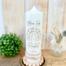 Lade das Bild in den Galerie-Viewer, Taufkerze "Ronni Spitze" Blumen Regenbogen - personalisiert