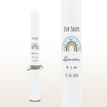 Lade das Bild in den Galerie-Viewer, Taufkerze Regenbogen Sterne blau – personalisiert