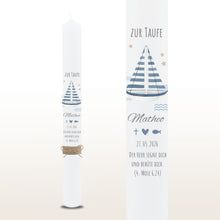 Lade das Bild in den Galerie-Viewer, Taufkerze "Matheo" Wal hell blau mit christlichen Symbolen - personalisiert