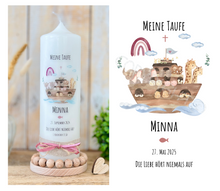 Load image into Gallery viewer, Taufkerze Arche Noah “Minna“ | Boot | Kreuz| Spruch “Die Liebe hört... “ - personalisiert