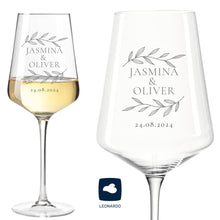 Charger l'image dans la galerie, 2er Set Weinglas personalisiert mit Gravur - Hochzeitsgeschenke mit Name & Datum Blätterranke "Jasmina" Leonardo