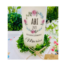 Lade das Bild in den Galerie-Viewer, Kerze zum Abitur "Marina" Pfingstrosen Glückwunsch - personalisert