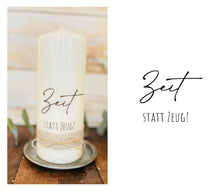 Charger l'image dans la galerie, Weihnachtskerze/Adventskerze Geschenk Mitbringsel Geschenkkerze * Ziggy Zeit statt Zeug * Kerze mit Spruch