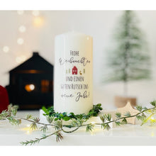 Charger l'image dans la galerie, Weihnachtskerze/Kerze zu Neujahr "Hollie" rot