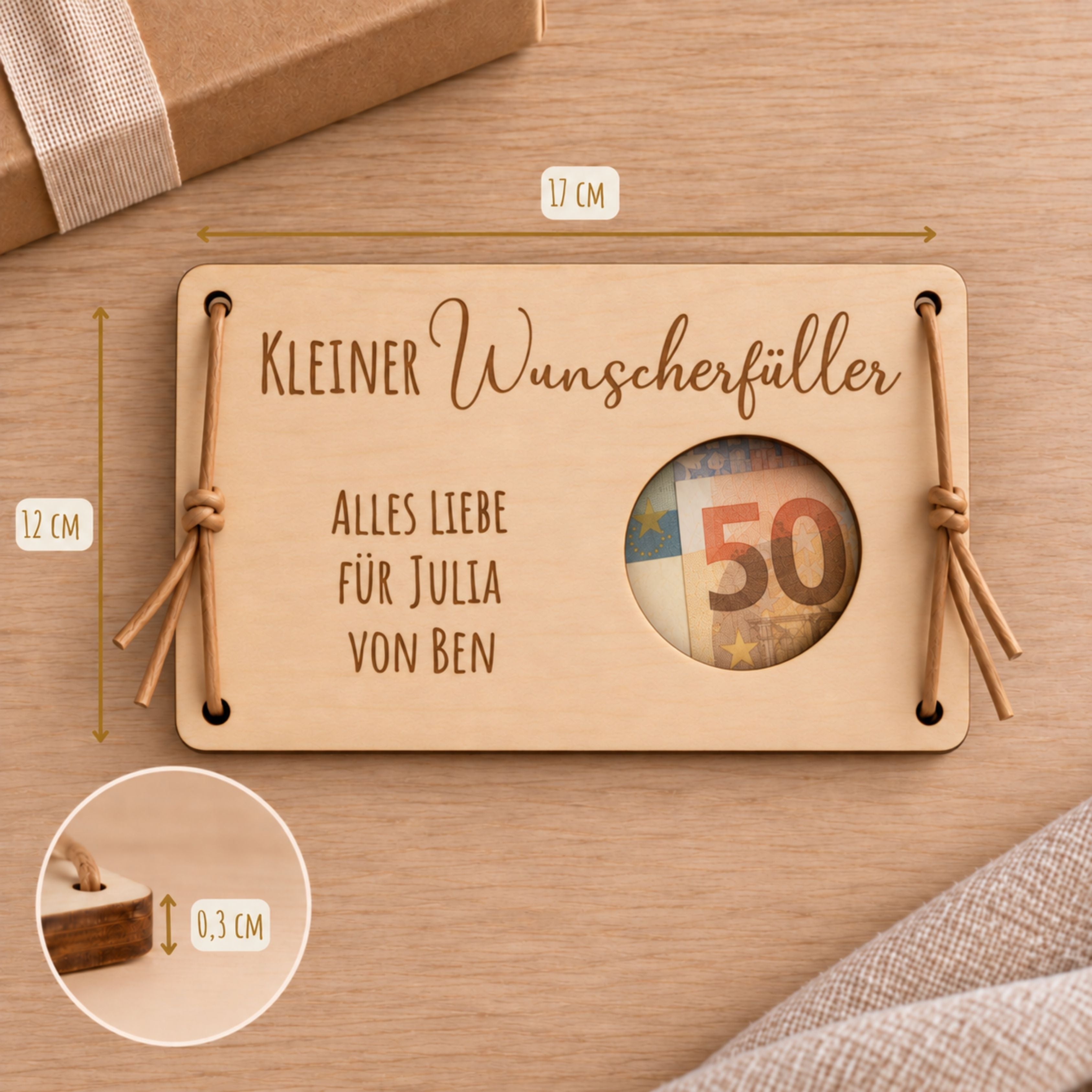 Wunscherfüller aus Holz, Ausschnitt Kreis, mit Gravur – Ansicht 4