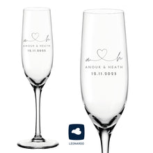 Lade das Bild in den Galerie-Viewer, 2er Set Sektglas personalisiert mit Gravur - Hochzeitsgeschenke mit Name &amp; Datum &quot;Anouk&quot;  Leonardo
