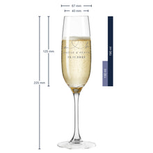 Lade das Bild in den Galerie-Viewer, 2er Set Sektglas personalisiert mit Gravur - Hochzeitsgeschenke mit Name &amp; Datum &quot;Anouk&quot;  Leonardo
