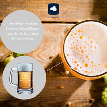 Load image into Gallery viewer, Bierkrug mit Gravur Wunschtext – Ansicht 3
