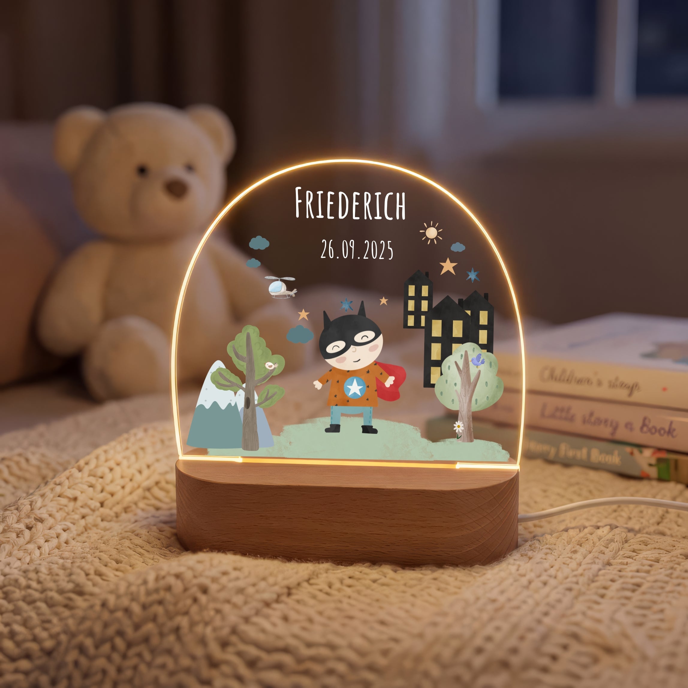 LED-Nachtlicht für Kinder mit Motiv Superheld – Ansicht 4