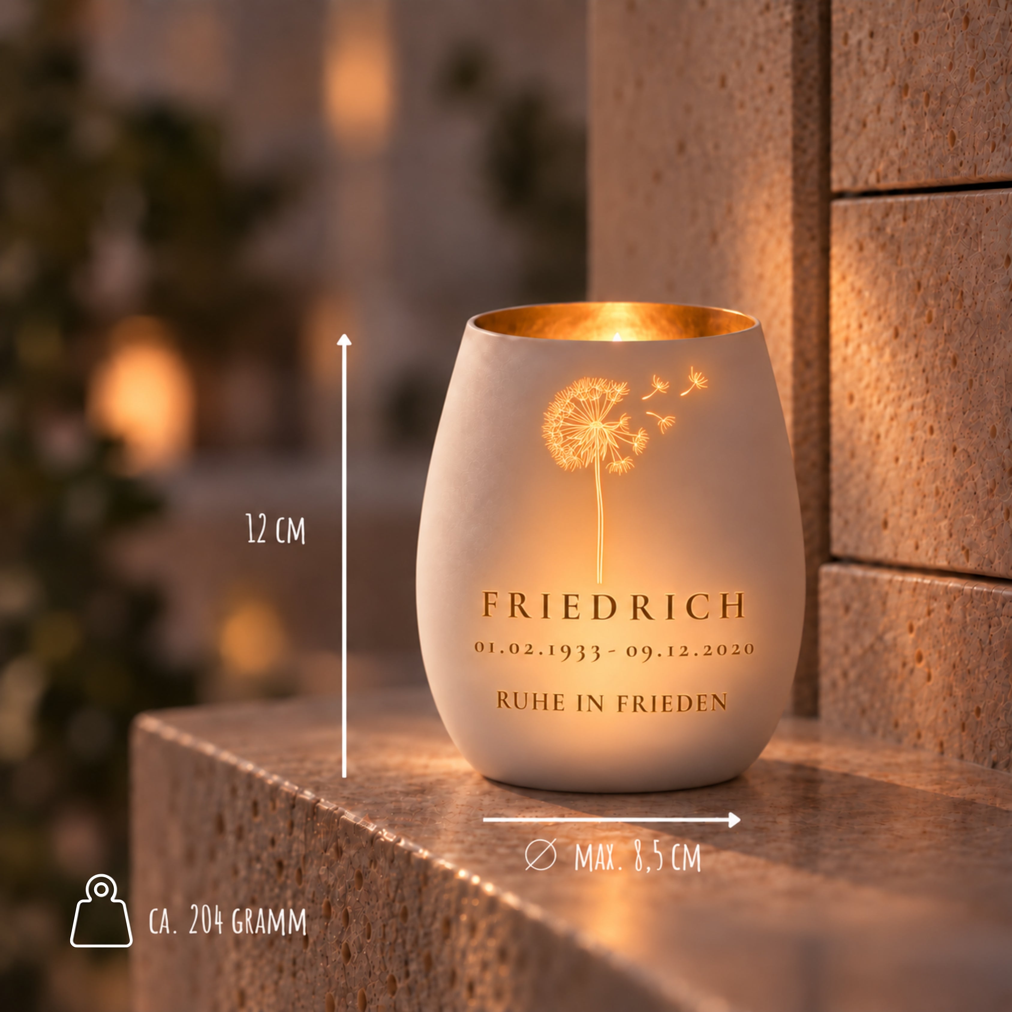 Trauerlicht aus Glas mit Gravur Pusteblume – Ansicht 3