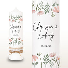Load image into Gallery viewer, Hochzeitskerze Blumenwiese rosa – Ansicht 2
