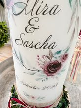 Charger l&#39;image dans la galerie, Bougie de mariage &quot;Lilly&quot; Moody flowers - personnalisée
