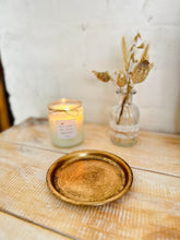 Load image into Gallery viewer, Candle coaster candle plate &quot;Kleo&quot; gold colored zinc metal
