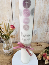 Load image into Gallery viewer, Kommunionkerze &quot;Katrin&quot; christliche Symbole - personalisiert
