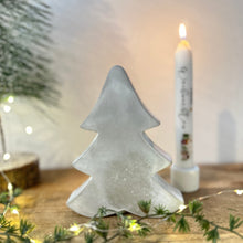 Load image into Gallery viewer, Beton Figuren Weihnachtsdeko
