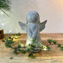 Load image into Gallery viewer, Beton Figuren Weihnachtsdeko
