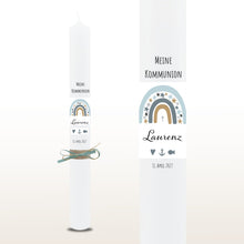 Lade das Bild in den Galerie-Viewer, Kommunionkerze &quot;Laurenz&quot; Sterne Regenbogen - personalisiert
