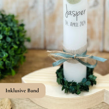 Lade das Bild in den Galerie-Viewer, Kommunionkerze “Marius“ christliche Symbole - personalisiert
