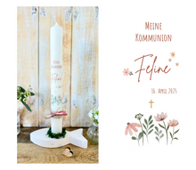 Lade das Bild in den Galerie-Viewer, Kommunionkerze &quot;Feline&quot; Blumen - personalisiert

