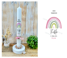 Load image into Gallery viewer, Kommunionkerze &quot;Thekla&quot; Regenbogen |Spruch | Kreuz | rosa - personalisiert
