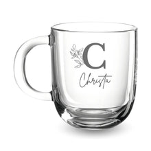 Lade das Bild in den Galerie-Viewer, Glastasse mit Gravur Monogramm, personalisiert mit Initiale und Namen
