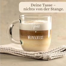 Lade das Bild in den Galerie-Viewer, Glastasse mit Gravur – Ansicht 6
