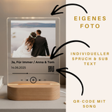 LED-Nachtlicht im Hochformat Lieblingslied mit QR-Code – Hochzeitsgeschenk für das Brautpaar