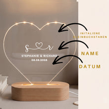 Charger l'image dans la galerie, VILLA ROSA LOTTA Hochzeitsgeschenke für Brautpaar – LED-Acrylglas Herz
