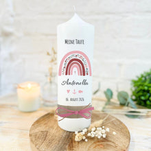 Lade das Bild in den Galerie-Viewer, Taufkerze &quot;Antonella&quot; Blumen Regenbogen - personalisiert
