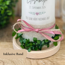 Lade das Bild in den Galerie-Viewer, Taufkerze &quot;Elisabeth&quot; Wal hell blau mit christlichen Symbolen - personalisiert
