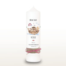 Lade das Bild in den Galerie-Viewer, Taufkerze &quot;Minna&quot; Wal hell blau mit christlichen Symbolen - personalisiert
