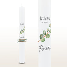 Lade das Bild in den Galerie-Viewer, Taufkerze "Ricarda" Eukalyptusfisch Spruch - personalisiert
