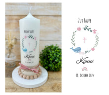 Lade das Bild in den Galerie-Viewer, Taufkerze &quot;Konni&quot; Kranz christliche Symbole - personalisiert
