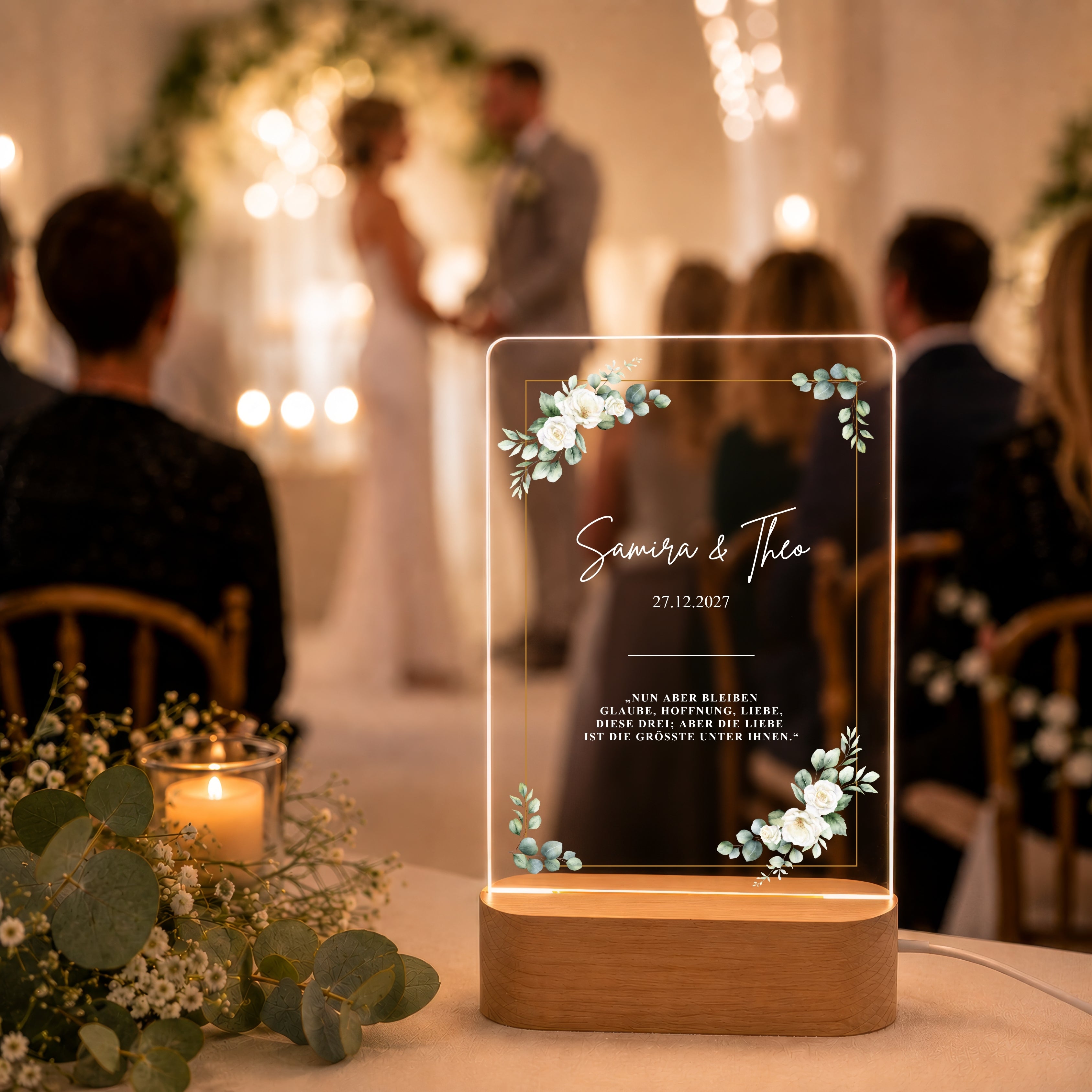 LED-Nachtlicht im Hochformat mit Motiv Rahmen gold – Ansicht 5