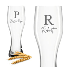 Lade das Bild in den Galerie-Viewer, Weizenglas mit Gravur Leonardo - Personalisiertes Geburtstagsgeschenk für Männer
