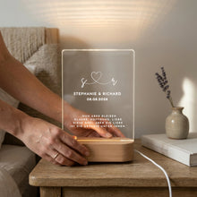 Charger l'image dans la galerie, VILLA ROSA LOTTA Hochzeitsgeschenke für Brautpaar – LED-Acrylglas Nachtlicht
